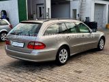 Mercedes-Benz E-Klasse bei Gebrauchtwagen.expert - Abbildung (4 / 15)