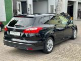 Ford Focus Turnier bei Gebrauchtwagen.expert - Abbildung (4 / 15)