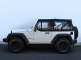 Jeep Wrangler bei Gebrauchtwagen.expert - Abbildung (5 / 15)