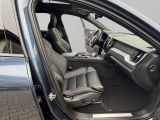 Volvo XC60 bei Gebrauchtwagen.expert - Abbildung (15 / 15) Volvo XC60 bei Gebrauchtwagen.expert - Abbildung (15 / 15)