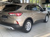 Ford Kuga bei Gebrauchtwagen.expert - Abbildung (4 / 15)