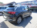 VW T-Roc bei Gebrauchtwagen.expert - Abbildung (5 / 13)