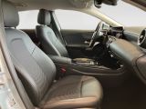 Mercedes-Benz A-Klasse bei Gebrauchtwagen.expert - Abbildung (10 / 15) Mercedes-Benz A-Klasse bei Gebrauchtwagen.expert - Abbildung (10 / 15)