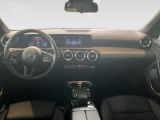 Mercedes-Benz A-Klasse bei Gebrauchtwagen.expert - Abbildung (8 / 15) Mercedes-Benz A-Klasse bei Gebrauchtwagen.expert - Abbildung (8 / 15)