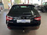 Skoda Superb bei Gebrauchtwagen.expert - Abbildung (11 / 15)