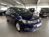 VW Touran bei Gebrauchtwagen.expert - Abbildung (3 / 15)