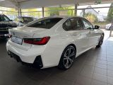 BMW 3er bei Gebrauchtwagen.expert - Abbildung (14 / 15)
