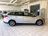 Ford Focus Turnier bei Gebrauchtwagen.expert - Abbildung (5 / 11)