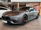 Maserati Ghibli bei Gebrauchtwagen.expert - Abbildung (2 / 15) Maserati Ghibli bei Gebrauchtwagen.expert - Abbildung (2 / 15)