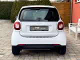 Smart smart fortwo bei Gebrauchtwagen.expert - Abbildung (13 / 15)