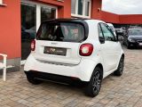 Smart smart fortwo bei Gebrauchtwagen.expert - Abbildung (12 / 15)