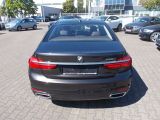 BMW 7er bei Gebrauchtwagen.expert - Abbildung (6 / 15)