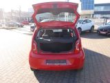 VW Up bei Gebrauchtwagen.expert - Abbildung (12 / 15) VW Up bei Gebrauchtwagen.expert - Abbildung (12 / 15)