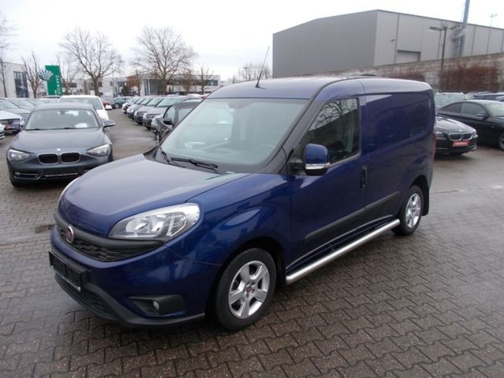 Fiat Doblo bei Gebrauchtwagen.expert - Hauptabbildung Fiat Doblo bei Gebrauchtwagen.expert - Hauptabbildung