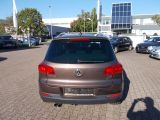 VW Tiguan bei Gebrauchtwagen.expert - Abbildung (6 / 15)