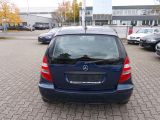 Mercedes-Benz A-Klasse bei Gebrauchtwagen.expert - Abbildung (6 / 15) Mercedes-Benz A-Klasse bei Gebrauchtwagen.expert - Abbildung (6 / 15)
