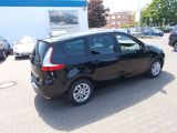 Renault Scenic bei Gebrauchtwagen.expert - Abbildung (5 / 15)