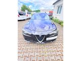 Alfa Romeo Giulia bei Gebrauchtwagen.expert - Abbildung (14 / 15) Alfa Romeo Giulia bei Gebrauchtwagen.expert - Abbildung (14 / 15)