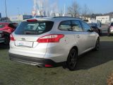 Ford Focus Turnier bei Gebrauchtwagen.expert - Abbildung (7 / 15)