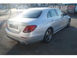 Mercedes-Benz E-Klasse bei Gebrauchtwagen.expert - Abbildung (6 / 15) Mercedes-Benz E-Klasse bei Gebrauchtwagen.expert - Abbildung (6 / 15)