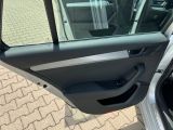 Skoda Superb bei Gebrauchtwagen.expert - Abbildung (12 / 15)