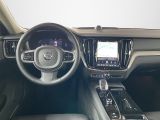Volvo V60 bei Gebrauchtwagen.expert - Abbildung (8 / 15) Volvo V60 bei Gebrauchtwagen.expert - Abbildung (8 / 15)
