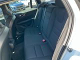 Volvo V60 bei Gebrauchtwagen.expert - Abbildung (14 / 15) Volvo V60 bei Gebrauchtwagen.expert - Abbildung (14 / 15)