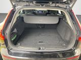 Volvo V60 bei Gebrauchtwagen.expert - Abbildung (14 / 15) Volvo V60 bei Gebrauchtwagen.expert - Abbildung (14 / 15)