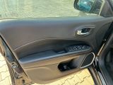 Jeep Compass bei Gebrauchtwagen.expert - Abbildung (11 / 15)