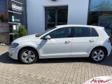 VW e-Golf bei Gebrauchtwagen.expert - Abbildung (3 / 8)