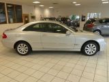 Mercedes-Benz CLK-Klasse bei Gebrauchtwagen.expert - Abbildung (5 / 13) Mercedes-Benz CLK-Klasse bei Gebrauchtwagen.expert - Abbildung (5 / 13)