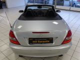 Mercedes-Benz SLK-Klasse bei Gebrauchtwagen.expert - Abbildung (12 / 15)