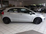 Kia Rio bei Gebrauchtwagen.expert - Abbildung (5 / 14)