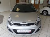 Kia Rio bei Gebrauchtwagen.expert - Abbildung (3 / 14)