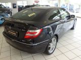 Mercedes-Benz C-Klasse bei Gebrauchtwagen.expert - Abbildung (6 / 13)