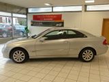 Mercedes-Benz CLK-Klasse bei Gebrauchtwagen.expert - Abbildung (9 / 13) Mercedes-Benz CLK-Klasse bei Gebrauchtwagen.expert - Abbildung (9 / 13)