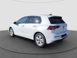 VW Golf VIII bei Gebrauchtwagen.expert - Abbildung (8 / 15) VW Golf VIII bei Gebrauchtwagen.expert - Abbildung (8 / 15)