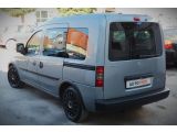Opel Combo bei Gebrauchtwagen.expert - Abbildung (4 / 15) Opel Combo bei Gebrauchtwagen.expert - Abbildung (4 / 15)