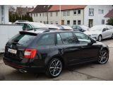 Skoda Octavia RS bei Gebrauchtwagen.expert - Abbildung (8 / 15) Skoda Octavia RS bei Gebrauchtwagen.expert - Abbildung (8 / 15)