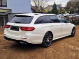 Mercedes-Benz E-Klasse bei Gebrauchtwagen.expert - Abbildung (5 / 15)