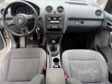 VW Caddy bei Gebrauchtwagen.expert - Abbildung (13 / 15)
