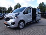 Opel Vivaro bei Gebrauchtwagen.expert - Abbildung (2 / 15)