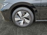 VW Passat bei Gebrauchtwagen.expert - Abbildung (14 / 15)