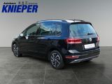 VW Golf Sportsvan bei Gebrauchtwagen.expert - Abbildung (3 / 15)