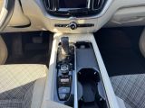 Volvo XC60 bei Gebrauchtwagen.expert - Abbildung (8 / 13) Volvo XC60 bei Gebrauchtwagen.expert - Abbildung (8 / 13)