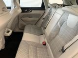 Volvo XC60 bei Gebrauchtwagen.expert - Abbildung (8 / 15) Volvo XC60 bei Gebrauchtwagen.expert - Abbildung (8 / 15)