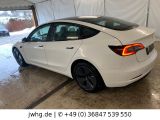 Tesla Model 3 bei Gebrauchtwagen.expert - Abbildung (8 / 15) Tesla Model 3 bei Gebrauchtwagen.expert - Abbildung (8 / 15)