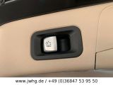 Mercedes-Benz C 300e AMG Distronic bei Gebrauchtwagen.expert - Abbildung (6 / 15)