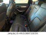 Jaguar F-Pace bei Gebrauchtwagen.expert - Abbildung (9 / 15)