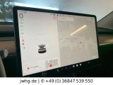 Tesla Model Y bei Gebrauchtwagen.expert - Abbildung (11 / 15) Tesla Model Y bei Gebrauchtwagen.expert - Abbildung (11 / 15)